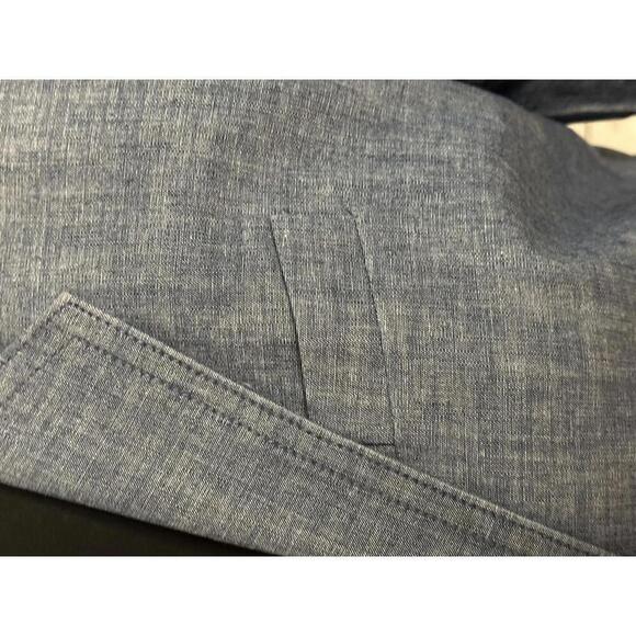 J. Crew classic preppy cotton chambray single-breasted 'Schoolboy' blazer Size 2 - Picture 3 of 10